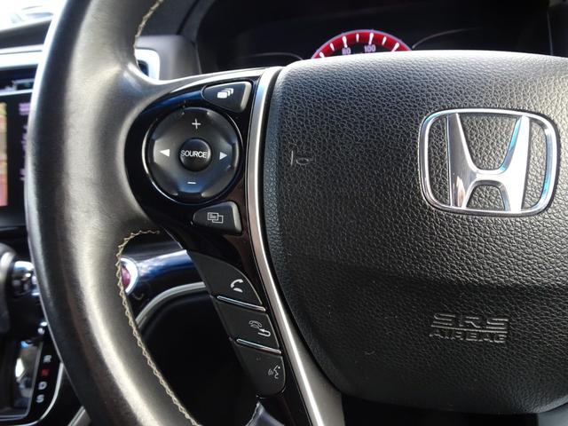 オデッセイ アブソルート・EX 車検整備2年付 禁煙 ナビ フルセグ F&Bカメラ BT音楽 HDMI スマキー ETC Aライト クルコン ステリモ 電動シート 本革 シートヒータ 両側電動 後席モニタ 衝突軽減 BSM LED(40枚目)