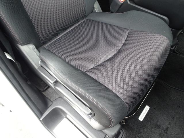 シート座面も綺麗なコンディションでございます♪