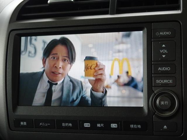 ストリーム RSZ 車検整備2年付 禁煙車 HDDナビ DVD再生 音楽録音 フルセグ バックカメラ キーレス ETC パドルシフト 純正17AW HIDライト タイミングチェーン ウインカーミラー(32枚目)