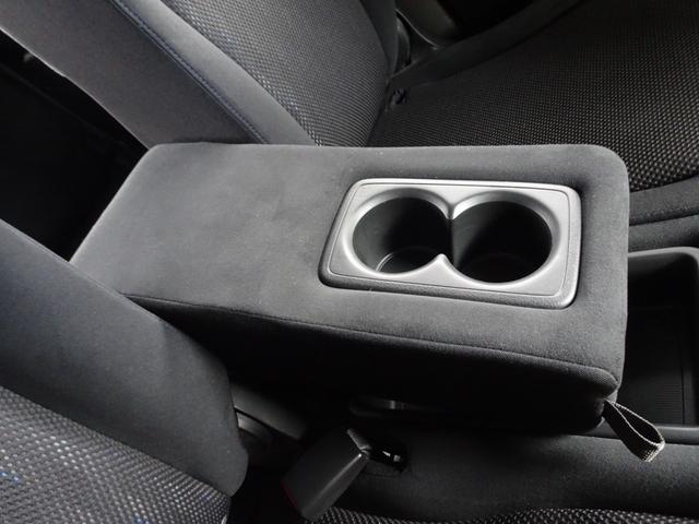 ストリーム RSZ 車検整備2年付 禁煙車 HDDナビ DVD再生 音楽録音 フルセグ バックカメラ キーレス ETC パドルシフト 純正17AW HIDライト タイミングチェーン ウインカーミラー(47枚目)