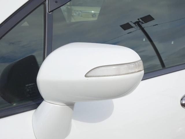 ストリーム RSZ 車検整備2年付 禁煙車 HDDナビ DVD再生 音楽録音 フルセグ バックカメラ キーレス ETC パドルシフト 純正17AW HIDライト タイミングチェーン ウインカーミラー(66枚目)