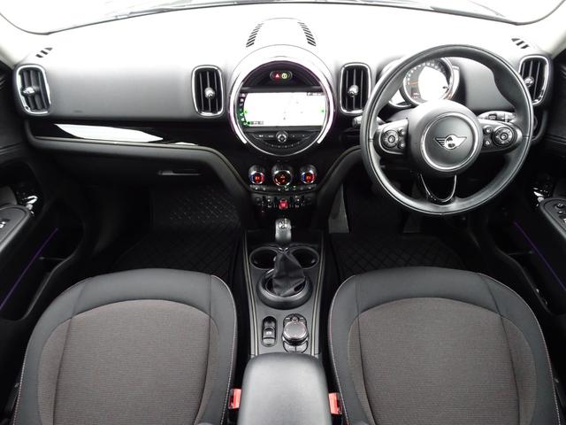 ＭＩＮＩ クーパーＤ　クロスオーバー　禁煙　ナビ　フルセグ　Ｂカメラ　ＵＳＢ　ＡＵＸ　ＢＴ音楽　スマートキー２本　ＥＴＣ　追従クルコン　シートヒーター　Ａストップ　衝突軽減　ＬＥＤライト　記録簿Ｒ１／２／３／５／７年度有り全ディーラー整備（10枚目）