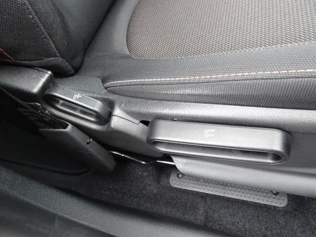 ＭＩＮＩ クーパーＤ　クロスオーバー　禁煙　ナビ　フルセグ　Ｂカメラ　ＵＳＢ　ＡＵＸ　ＢＴ音楽　スマートキー２本　ＥＴＣ　追従クルコン　シートヒーター　Ａストップ　衝突軽減　ＬＥＤライト　記録簿Ｒ１／２／３／５／７年度有り全ディーラー整備（17枚目）