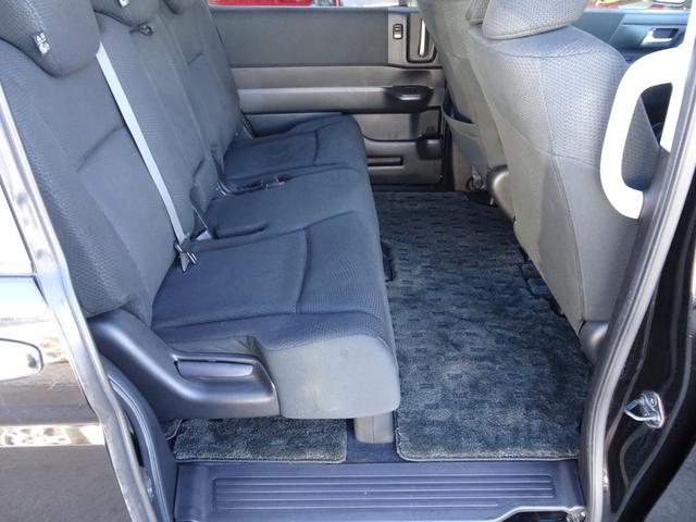 ステップワゴンスパーダ Ｓ　車検整備２年付　後期モデル　ＳＤナビ　ＤＶＤ再生　音楽録音　フルセグ　Ｂカメラ　ＢＴ音楽　キーレス　ＥＴＣ　Ａライト　ステアリモコン　左電動ドア　パドルシフト　ＨＩＤ　フォグ　社外１６ＡＷ　Ｔチェーン（18枚目）