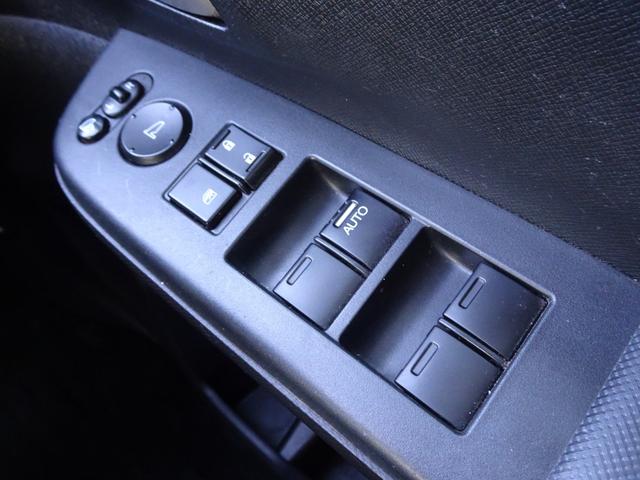 ステップワゴンスパーダ Ｓ　車検整備２年付　後期モデル　ＳＤナビ　ＤＶＤ再生　音楽録音　フルセグ　Ｂカメラ　ＢＴ音楽　キーレス　ＥＴＣ　Ａライト　ステアリモコン　左電動ドア　パドルシフト　ＨＩＤ　フォグ　社外１６ＡＷ　Ｔチェーン（41枚目）