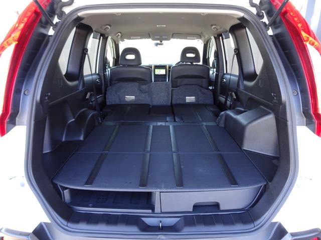 エクストレイル ２０Ｘｔｔ　４ＷＤ　禁煙車　ＳＤナビ　ＤＶＤ再生　フルセグ　ＵＳＢ　ＢＴ音楽　スマキー　ＥＴＣ　Ａライト　クルコン　シートヒーター　ヒルアシスト　ＨＩＤ　フォグ　純正１８ＡＷ　記録簿Ｈ２５〜Ｒ７全ディーラー整備（22枚目）