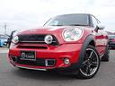 ミニクロスオーバーが入庫致しました♪4WD、ターボ、6MT♪走行距離もまだ1万キロ台と大変浅く、走りも楽しめるお車です♪是非ともお早めにご検討下さいませ♪