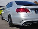 Eクラスが入庫致しました♪ラルグス車高調、社外エアロ、AMG19インチホイールでカスタムされた車両です♪内外装共にコンディションの良い車両ですのでお早めにご検討下さいませ♪