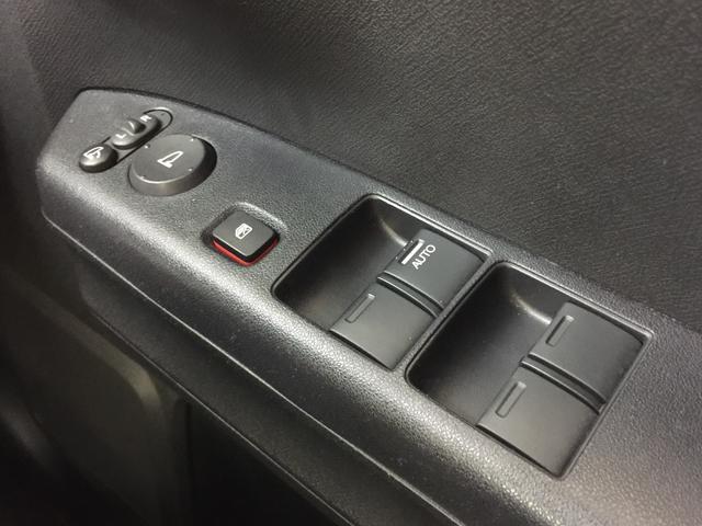 ディーバ 4WD 純正メモリナビ バックカメラ HID(9枚目)