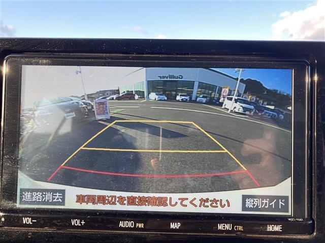 ハイブリッドG Z 純正メモリナビ/Bluetooth接続/フルセグTV/DVD再生可/バックカメラ/ETC2.0/クリアランスソナー/スマートキー/スペアキー/革巻きステアリング/社外4本出しマフラー【GANADOR】(3枚目)