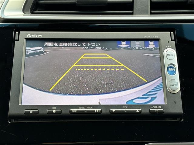 １３Ｇ・Ｌパッケージ　禁煙車　衝突軽減　社外ナビ　ＦＭ　ＡＭ　ＣＤ　ＥＴＣ　ドライブレコーダー　オートライト　オートエアコン　ヒーテッドドアミラー　バックカメラ　アイドリングストップ　横滑り防止装置(2枚目)