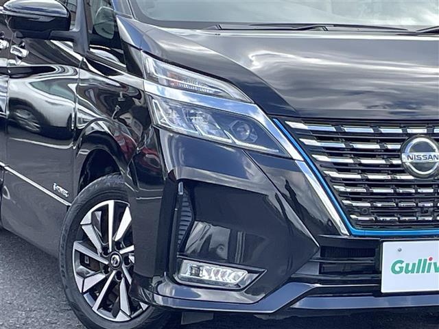 セレナ ｅ－パワー　ハイウェイスターＶ　プロパイロット　純正１０インチナビ　Ｂｌｕ－ｒａｙ／ＤＴＶ／Ｂｌｕｅｔｏｏｔｈ　アラウンドビューモニター　両側パワースライドドア　純正フリップダウンモニター　ＬＥＤオートライト　ＢＳＭ　ＥＴＣ（32枚目）