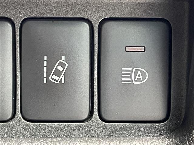 デイズルークス ハイウェイスター　Ｇターボ　４ＷＤ　純正ＳＤナビ　ＤＶＤ／ＤＴＶ／Ｂｌｕｅｔｏｏｔｈ　アラウンドビューモニター　両側パワースライドドア　クルーズコントロール　ＬＥＤオートライト　オートハイビーム　ドライブレコーダー（14枚目）
