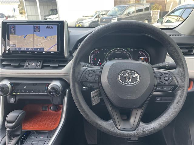 ＲＡＶ４ アドベンチャー　トヨタセーフティセンス　純正９型ナビ　ＤＶＤ／ＤＴＶ／Ｂｌｕｅｔｏｏｔｈ　バックカメラ　パワーバックドア　レーダークルーズコントロール　ステアリングスイッチ　合皮シート　パワーシート　ＬＥＤ　ＥＴＣ（5枚目）