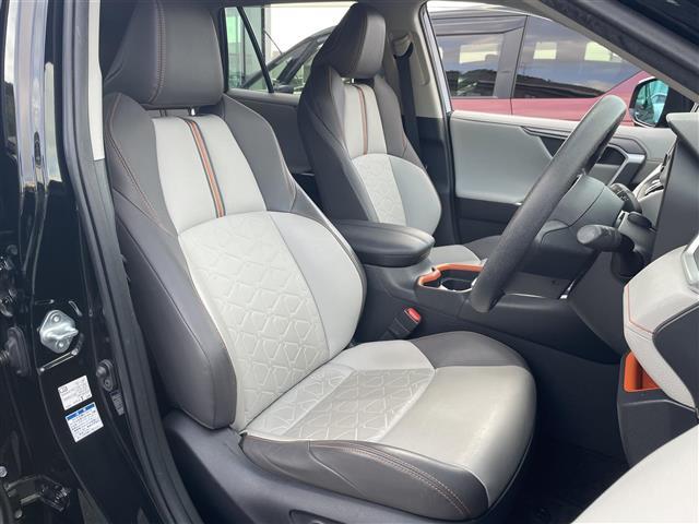 ＲＡＶ４ アドベンチャー　トヨタセーフティセンス　純正９型ナビ　ＤＶＤ／ＤＴＶ／Ｂｌｕｅｔｏｏｔｈ　バックカメラ　パワーバックドア　レーダークルーズコントロール　ステアリングスイッチ　合皮シート　パワーシート　ＬＥＤ　ＥＴＣ（19枚目）