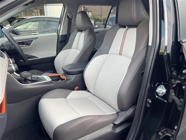 ＲＡＶ４ アドベンチャー　トヨタセーフティセンス　純正９型ナビ　ＤＶＤ／ＤＴＶ／Ｂｌｕｅｔｏｏｔｈ　バックカメラ　パワーバックドア　レーダークルーズコントロール　ステアリングスイッチ　合皮シート　パワーシート　ＬＥＤ　ＥＴＣ（24枚目）