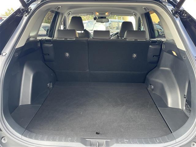 ＲＡＶ４ アドベンチャー　トヨタセーフティセンス　純正９型ナビ　ＤＶＤ／ＤＴＶ／Ｂｌｕｅｔｏｏｔｈ　バックカメラ　パワーバックドア　レーダークルーズコントロール　ステアリングスイッチ　合皮シート　パワーシート　ＬＥＤ　ＥＴＣ（28枚目）