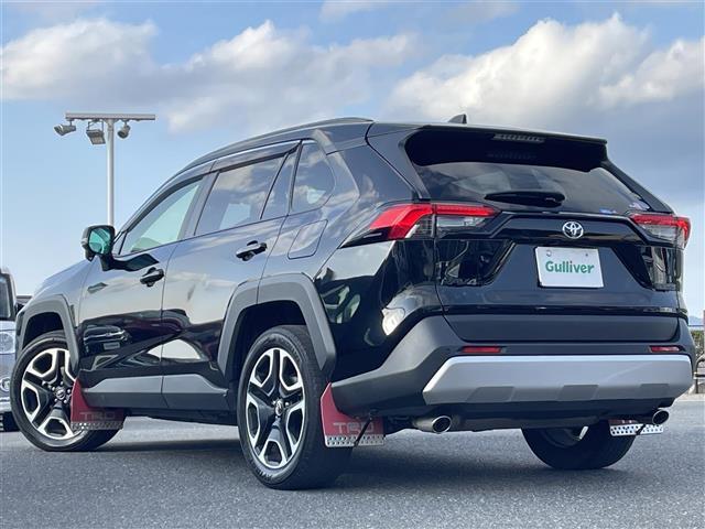 ＲＡＶ４ アドベンチャー　トヨタセーフティセンス　純正９型ナビ　ＤＶＤ／ＤＴＶ／Ｂｌｕｅｔｏｏｔｈ　バックカメラ　パワーバックドア　レーダークルーズコントロール　ステアリングスイッチ　合皮シート　パワーシート　ＬＥＤ　ＥＴＣ（33枚目）