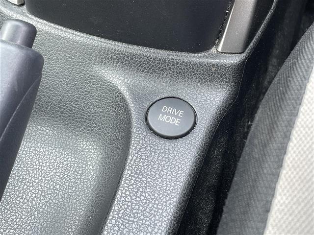 ノート ｅ－パワー　Ｘ　エマージェンシーブレーキ☆純正ナビ☆ＣＤ／フルセグＴＶ／Ｂｌｕｅｔｏｏｔｈ☆アラウンドビューモニター☆デジタルインナーミラー　☆ＥＴＣ☆スマートキー☆スペアキー　☆プッシュスタート（10枚目）