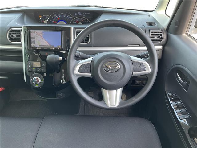 タント カスタムＸ　４ＷＤ　社外ナビ　フルセグＴＶ　片側パワースライドドア　スマートキー　スペアキー　プッシュスタート　ドライブレコーダー　ＥＴＣ　ＬＥＤオートライト　アイドリングストップ　純正フロアマット　ドアバイザー（5枚目）
