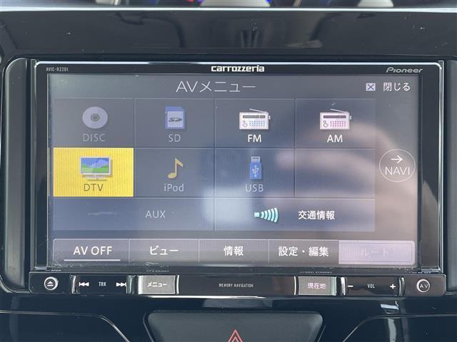 タント カスタムＸ　４ＷＤ　社外ナビ　フルセグＴＶ　片側パワースライドドア　スマートキー　スペアキー　プッシュスタート　ドライブレコーダー　ＥＴＣ　ＬＥＤオートライト　アイドリングストップ　純正フロアマット　ドアバイザー（6枚目）