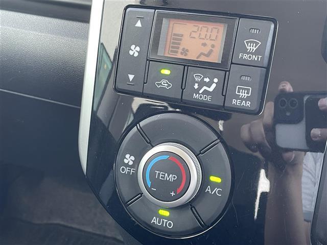 タント カスタムＸ　４ＷＤ　社外ナビ　フルセグＴＶ　片側パワースライドドア　スマートキー　スペアキー　プッシュスタート　ドライブレコーダー　ＥＴＣ　ＬＥＤオートライト　アイドリングストップ　純正フロアマット　ドアバイザー（7枚目）