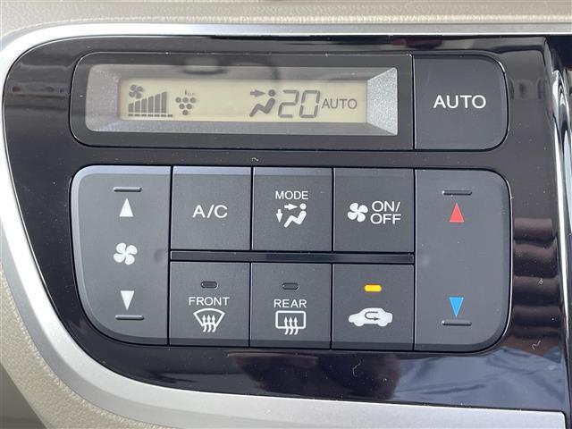 Ｎ－ＢＯＸスラッシュ Ｇ・Ａパッケージ　ＣＴＢＡ☆純正ナビ☆ＣＤ／ＤＶＤ／ＤＴＶ／Ｂｌｕｅｔｏｏｔｈ☆バックカメラ☆ＨＩＤオートライト☆ステアリングスイッチ☆ＥＴＣ☆スマートキー☆スペアキー　☆プッシュスタート　☆純正フロアマット（7枚目）