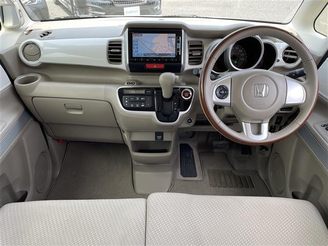 Ｎ－ＢＯＸスラッシュ Ｇ・Ａパッケージ　ＣＴＢＡ☆純正ナビ☆ＣＤ／ＤＶＤ／ＤＴＶ／Ｂｌｕｅｔｏｏｔｈ☆バックカメラ☆ＨＩＤオートライト☆ステアリングスイッチ☆ＥＴＣ☆スマートキー☆スペアキー　☆プッシュスタート　☆純正フロアマット（18枚目）