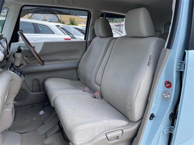 Ｎ－ＢＯＸスラッシュ Ｇ・Ａパッケージ　ＣＴＢＡ☆純正ナビ☆ＣＤ／ＤＶＤ／ＤＴＶ／Ｂｌｕｅｔｏｏｔｈ☆バックカメラ☆ＨＩＤオートライト☆ステアリングスイッチ☆ＥＴＣ☆スマートキー☆スペアキー　☆プッシュスタート　☆純正フロアマット（19枚目）