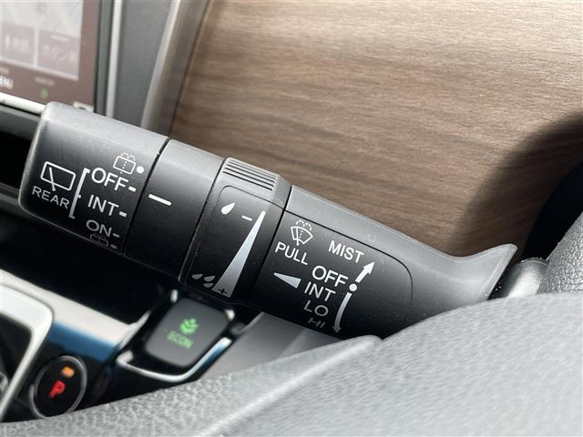 フリードハイブリッド ハイブリッド・Ｇホンダセンシング　ワンオーナー　純正９インチナビ　ＤＶＤ／ＤＴＶ／Ｂｌｕｅｔｏｏｔｈ／ＵＳＢ　バックカメラ　レーダークルーズコントロール　両側パワースライドドア　ＬＥＤオートライト　純正ホイール付きスタッドレス積込（13枚目）