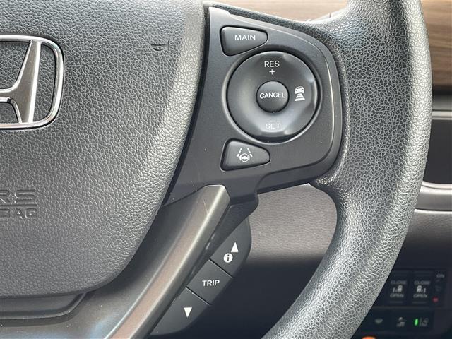 フリードハイブリッド ハイブリッド・Ｇホンダセンシング　ワンオーナー　純正９インチナビ　ＤＶＤ／ＤＴＶ／Ｂｌｕｅｔｏｏｔｈ／ＵＳＢ　バックカメラ　レーダークルーズコントロール　両側パワースライドドア　ＬＥＤオートライト　純正ホイール付きスタッドレス積込（16枚目）