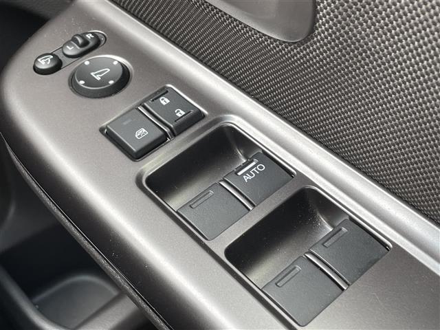 フリードハイブリッド ハイブリッド・Ｇホンダセンシング　ワンオーナー　純正９インチナビ　ＤＶＤ／ＤＴＶ／Ｂｌｕｅｔｏｏｔｈ／ＵＳＢ　バックカメラ　レーダークルーズコントロール　両側パワースライドドア　ＬＥＤオートライト　純正ホイール付きスタッドレス積込（20枚目）