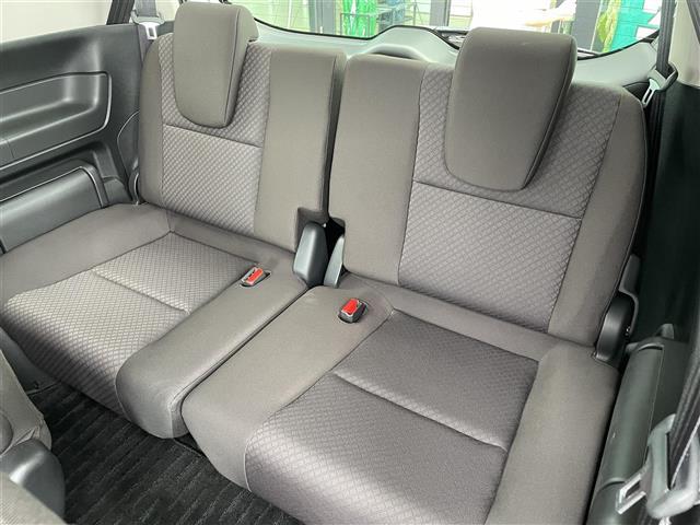 フリードハイブリッド ハイブリッド・Ｇホンダセンシング　ワンオーナー　純正９インチナビ　ＤＶＤ／ＤＴＶ／Ｂｌｕｅｔｏｏｔｈ／ＵＳＢ　バックカメラ　レーダークルーズコントロール　両側パワースライドドア　ＬＥＤオートライト　純正ホイール付きスタッドレス積込（24枚目）