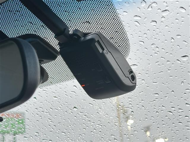 フリードハイブリッド ハイブリッド・Ｇ　ホンダセンシング　純正９インチナビ　ＤＶＤ／ＤＴＶ／Ｂｌｕｅｔｏｏｔｈ／ＵＳＢ　レーダークルーズコントロール　両側パワースライドドア　ＬＥＤオートライト　シートヒーター　ビルトインＥＴＣ（19枚目）