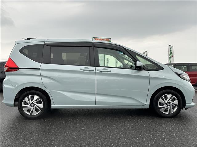 フリードハイブリッド ハイブリッド・Ｇ　ホンダセンシング　純正９インチナビ　ＤＶＤ／ＤＴＶ／Ｂｌｕｅｔｏｏｔｈ／ＵＳＢ　レーダークルーズコントロール　両側パワースライドドア　ＬＥＤオートライト　シートヒーター　ビルトインＥＴＣ（41枚目）