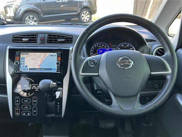 デイズ ハイウェイスター　Ｇ　純正ナビ☆ＣＤ／ＤＶＤ／ＤＴＶ／Ｂｌｕｅｔｏｏｔｈ☆アラウンドビューモニター☆シートヒーター　☆ＥＴＣ☆オートライト☆アイドリングストップ☆ステアリングスイッチ☆純正アルミホイール（4枚目）