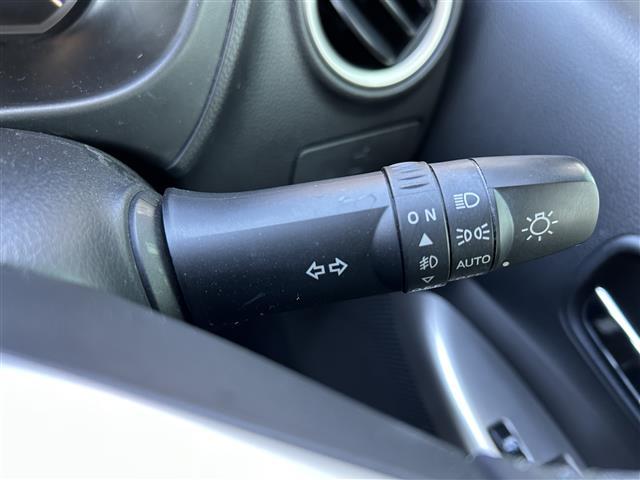 デイズ ハイウェイスター　Ｇ　純正ナビ☆ＣＤ／ＤＶＤ／ＤＴＶ／Ｂｌｕｅｔｏｏｔｈ☆アラウンドビューモニター☆シートヒーター　☆ＥＴＣ☆オートライト☆アイドリングストップ☆ステアリングスイッチ☆純正アルミホイール（14枚目）
