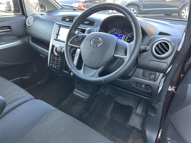 デイズ ハイウェイスター　Ｇ　純正ナビ☆ＣＤ／ＤＶＤ／ＤＴＶ／Ｂｌｕｅｔｏｏｔｈ☆アラウンドビューモニター☆シートヒーター　☆ＥＴＣ☆オートライト☆アイドリングストップ☆ステアリングスイッチ☆純正アルミホイール（21枚目）