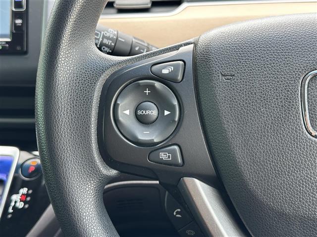 フリードハイブリッド ハイブリッド・Ｇホンダセンシング　純正ナビ☆ＣＤ／ＤＶＤ／ＤＴＶ／Ｂｌｕｅｔｏｏｔｈ☆バックカメラ☆レーダークルーズコントロール☆両側パワースライドドア☆ＬＥＤオートライト☆ビルトインＥＴＣ☆レーンキープ☆スマートキー（12枚目）