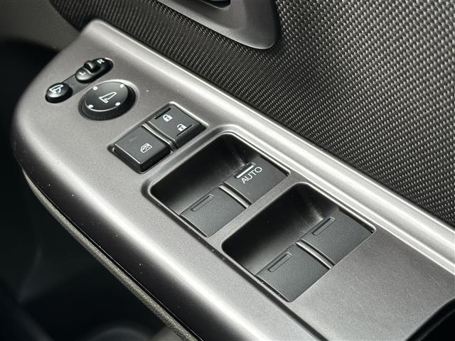 フリードハイブリッド ハイブリッド・Ｇホンダセンシング　純正ナビ☆ＣＤ／ＤＶＤ／ＤＴＶ／Ｂｌｕｅｔｏｏｔｈ☆バックカメラ☆レーダークルーズコントロール☆両側パワースライドドア☆ＬＥＤオートライト☆ビルトインＥＴＣ☆レーンキープ☆スマートキー（16枚目）