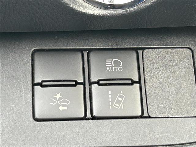 シエンタ Ｇ　クエロ　トヨタセーフティセンス　モデリスタエアロ　純正ナビ　ＤＶＤ／ＤＴＶ／Ｂｌｕｅｔｏｏｔｈ　バックカメラ　社外フリップダウンモニター　両側パワースライドドア　ＬＥＤオートライト　ＥＴＣ２．０　ＬＥＤライト（4枚目）