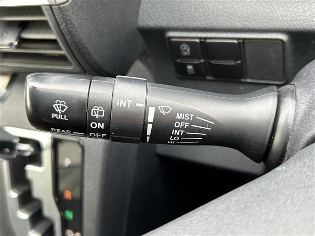シエンタ Ｇ　クエロ　トヨタセーフティセンス　モデリスタエアロ　純正ナビ　ＤＶＤ／ＤＴＶ／Ｂｌｕｅｔｏｏｔｈ　バックカメラ　社外フリップダウンモニター　両側パワースライドドア　ＬＥＤオートライト　ＥＴＣ２．０　ＬＥＤライト（14枚目）