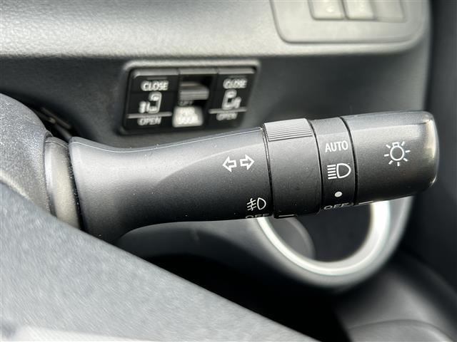 シエンタ Ｇ　クエロ　トヨタセーフティセンス　モデリスタエアロ　純正ナビ　ＤＶＤ／ＤＴＶ／Ｂｌｕｅｔｏｏｔｈ　バックカメラ　社外フリップダウンモニター　両側パワースライドドア　ＬＥＤオートライト　ＥＴＣ２．０　ＬＥＤライト（15枚目）