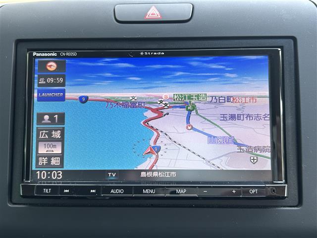 フリードハイブリッド ハイブリッド・Ｇホンダセンシング　社外ナビ　ＣＤ／ＤＶＤ／ＤＴＶ／Ｂｌｕｅｔｏｏｔｈ　バックカメラ　両側パワースライドドア　レーダークルーズコントロール　ビルトインＥＴＣ　ＬＥＤオートライト　ステアリングスイッチ　フロアマット（6枚目）