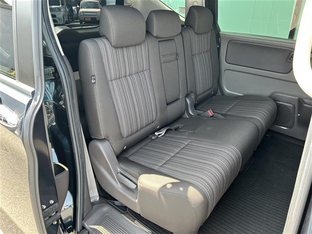 フリードハイブリッド ハイブリッド・Ｇホンダセンシング　社外ナビ　ＣＤ／ＤＶＤ／ＤＴＶ／Ｂｌｕｅｔｏｏｔｈ　バックカメラ　両側パワースライドドア　レーダークルーズコントロール　ビルトインＥＴＣ　ＬＥＤオートライト　ステアリングスイッチ　フロアマット（27枚目）