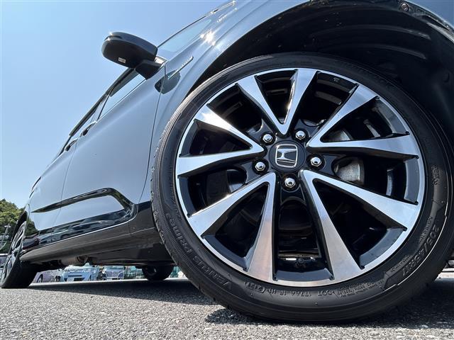 フリードハイブリッド ハイブリッド・Ｇホンダセンシング　社外ナビ　ＣＤ／ＤＶＤ／ＤＴＶ／Ｂｌｕｅｔｏｏｔｈ　バックカメラ　両側パワースライドドア　レーダークルーズコントロール　ビルトインＥＴＣ　ＬＥＤオートライト　ステアリングスイッチ　フロアマット（37枚目）