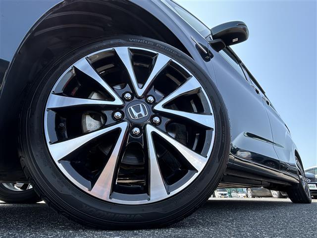 フリードハイブリッド ハイブリッド・Ｇホンダセンシング　社外ナビ　ＣＤ／ＤＶＤ／ＤＴＶ／Ｂｌｕｅｔｏｏｔｈ　バックカメラ　両側パワースライドドア　レーダークルーズコントロール　ビルトインＥＴＣ　ＬＥＤオートライト　ステアリングスイッチ　フロアマット（38枚目）