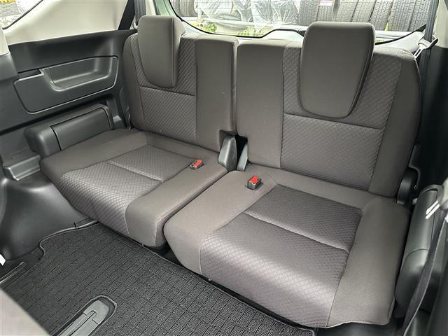フリードハイブリッド ハイブリッド・Ｇホンダセンシング　純正ナビ　ＣＤ／ＤＶＤ／ＤＴＶ／Ｂｌｕｅｔｏｏｔｈ　バックカメラ　両側パワースライドドア　レーダークルーズコントロール　純正ホイール付きサマータイヤ積込　ＬＥＤオートライト　前後ドラレコ　ＥＴＣ（22枚目）