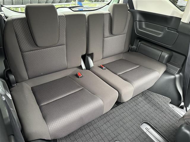 フリードハイブリッド ハイブリッド・Ｇホンダセンシング　純正ナビ　ＣＤ／ＤＶＤ／ＤＴＶ／Ｂｌｕｅｔｏｏｔｈ　バックカメラ　両側パワースライドドア　レーダークルーズコントロール　純正ホイール付きサマータイヤ積込　ＬＥＤオートライト　前後ドラレコ　ＥＴＣ（27枚目）