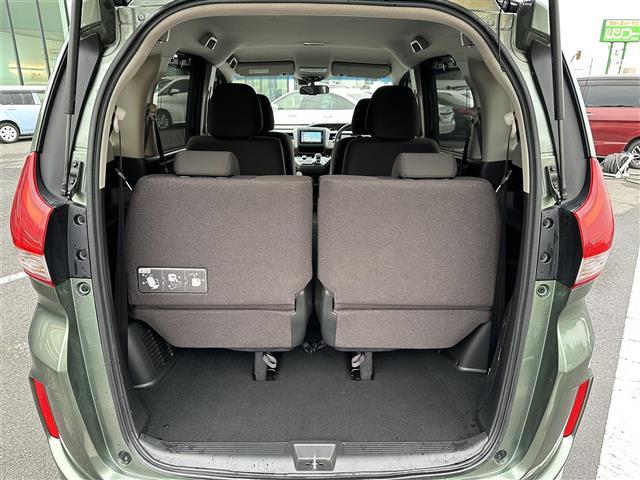 フリードハイブリッド ハイブリッド・Ｇホンダセンシング　純正ナビ　ＣＤ／ＤＶＤ／ＤＴＶ／Ｂｌｕｅｔｏｏｔｈ　バックカメラ　両側パワースライドドア　レーダークルーズコントロール　純正ホイール付きサマータイヤ積込　ＬＥＤオートライト　前後ドラレコ　ＥＴＣ（28枚目）